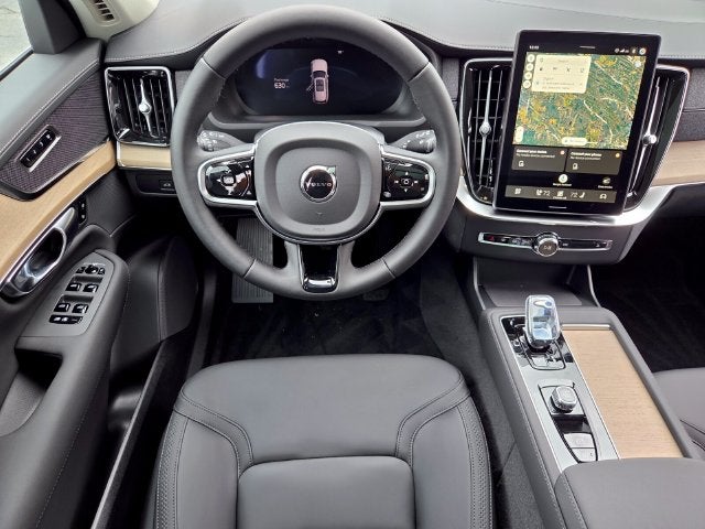 2027 Volvo XC90 B5 Core