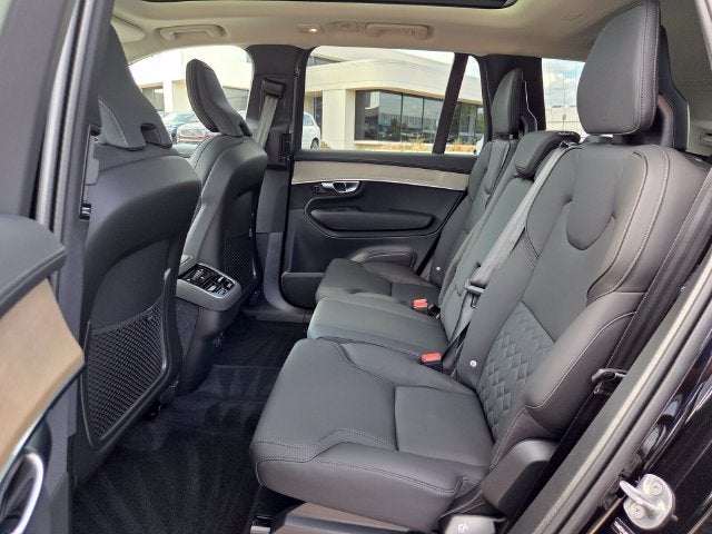 2027 Volvo XC90 B5 Core