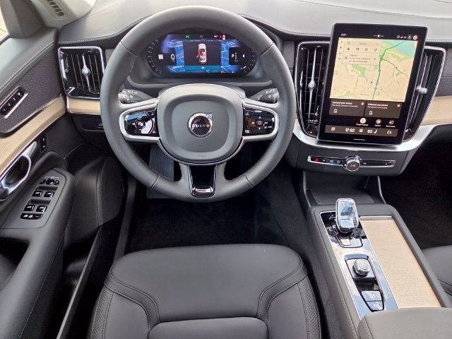2027 Volvo XC90 B5 Core