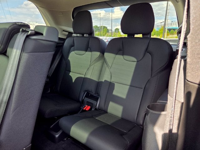 2027 Volvo XC90 B5 Core