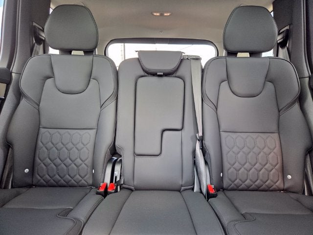 2027 Volvo XC90 B5 Core