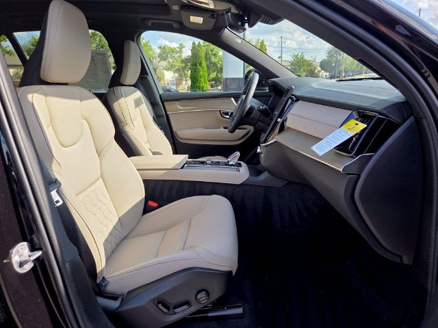2027 Volvo XC90 B5 Core