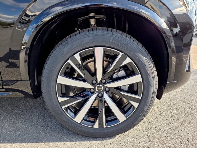 2027 Volvo XC90 B5 Core