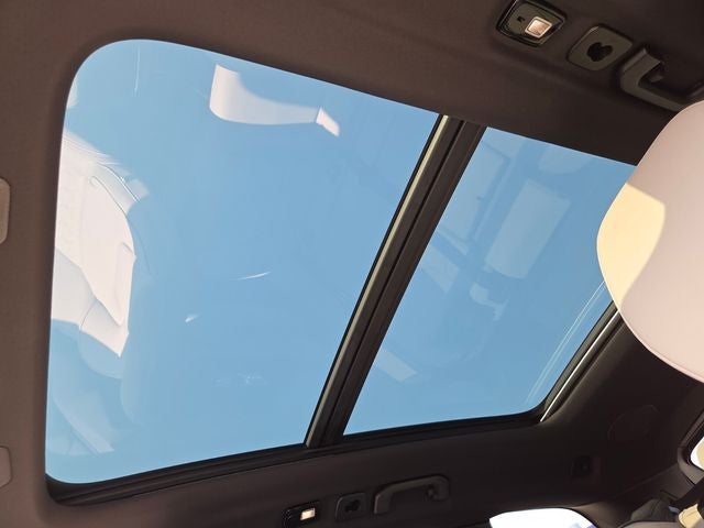 2027 Volvo XC60 B5 Plus