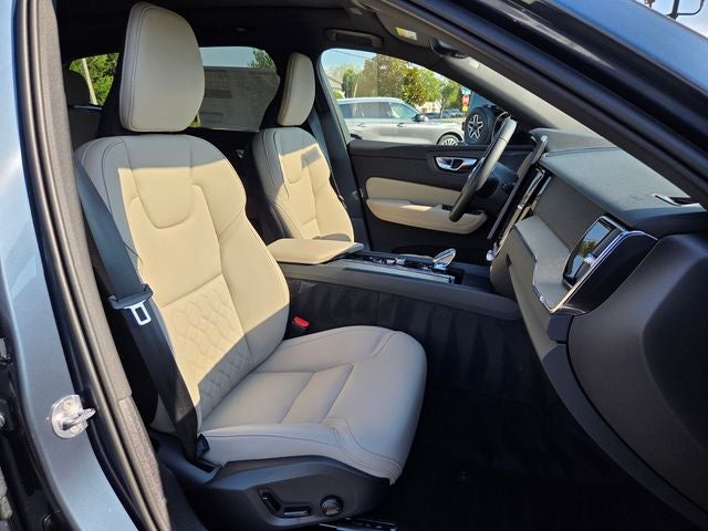 2027 Volvo XC60 B5 Plus