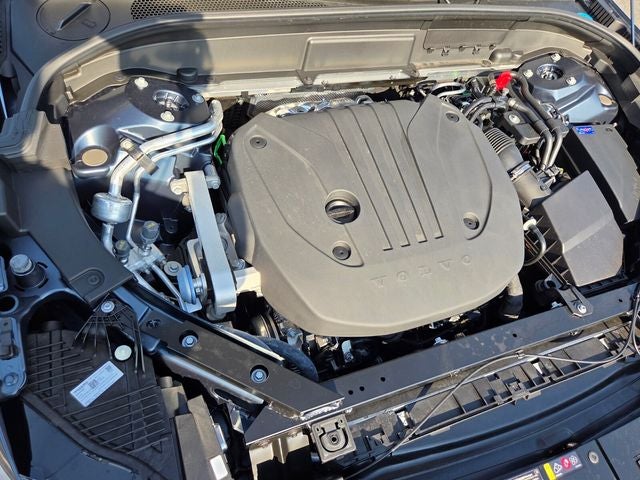 2027 Volvo XC60 B5 Plus