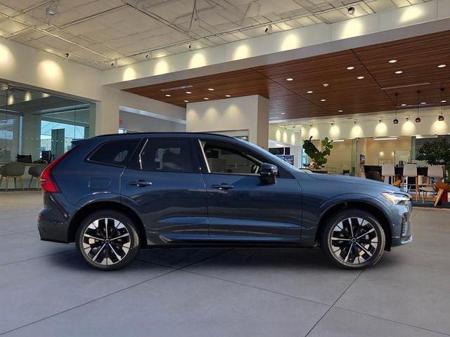 2027 Volvo XC60 B5 Plus
