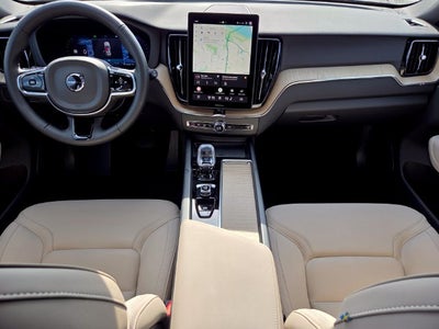 2027 Volvo XC60 B5 Plus