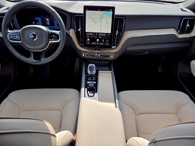 2027 Volvo XC60 B5 Plus