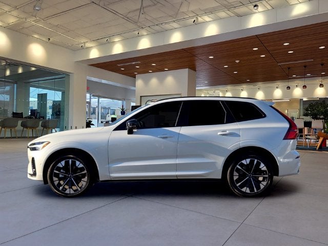 2027 Volvo XC60 B5 Plus
