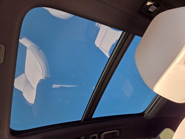 2027 Volvo XC60 B5 Plus