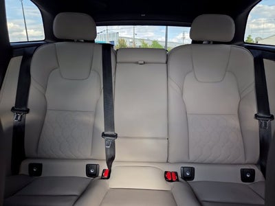 2027 Volvo XC60 B5 Plus