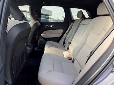 2027 Volvo XC60 B5 Plus