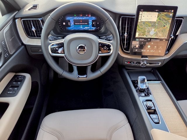 2027 Volvo XC60 B5 Plus