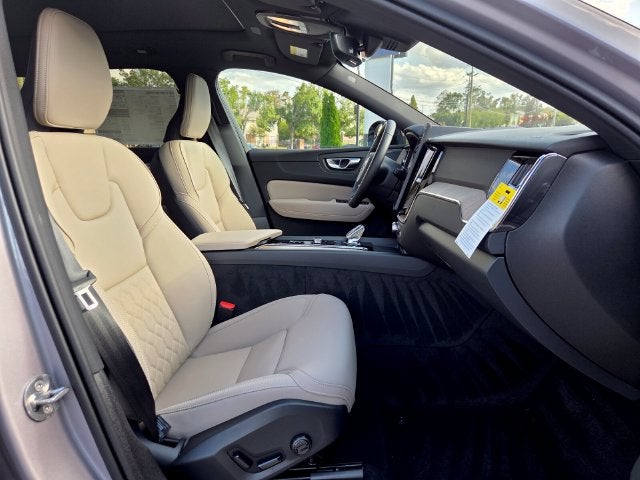 2027 Volvo XC60 B5 Plus