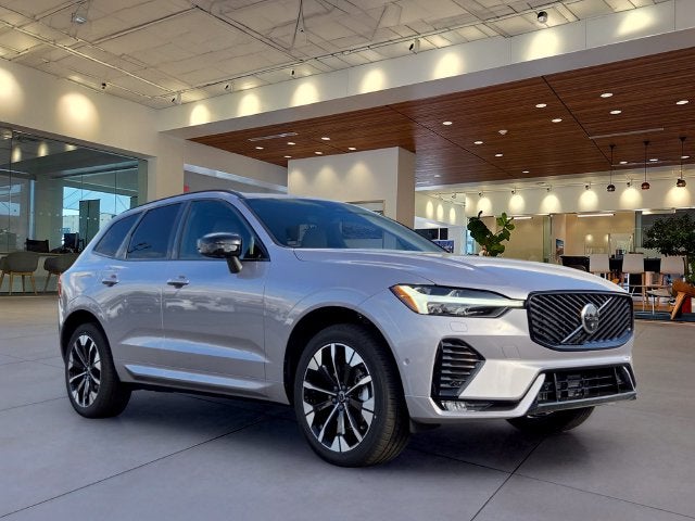 2027 Volvo XC60 B5 Plus