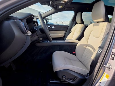 2027 Volvo XC60 B5 Plus
