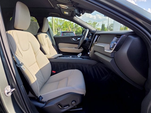 2027 Volvo XC60 B5 Core