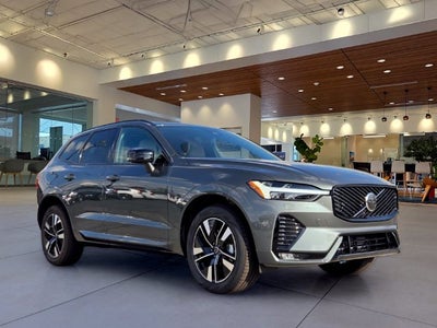 2027 Volvo XC60 B5 Core