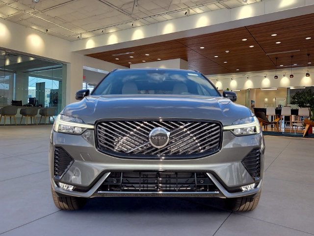 2027 Volvo XC60 B5 Core