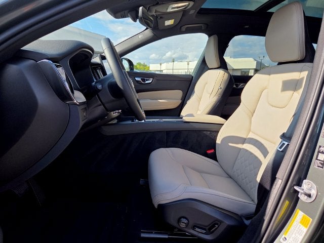 2027 Volvo XC60 B5 Core