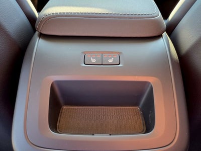 2027 Volvo XC60 B5 Core