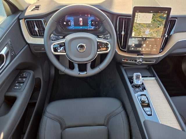 2027 Volvo XC60 B5 Core