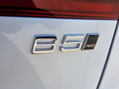 2027 Volvo XC60 B5 Core