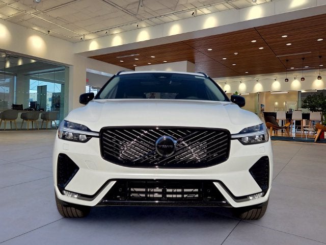 2027 Volvo XC60 B5 Core