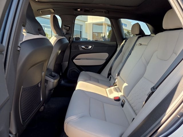 2027 Volvo XC60 B5 Core