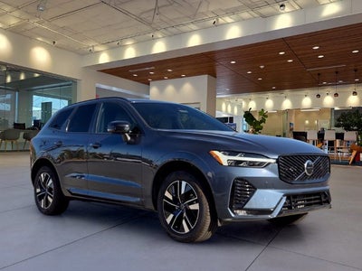 2027 Volvo XC60 B5 Core