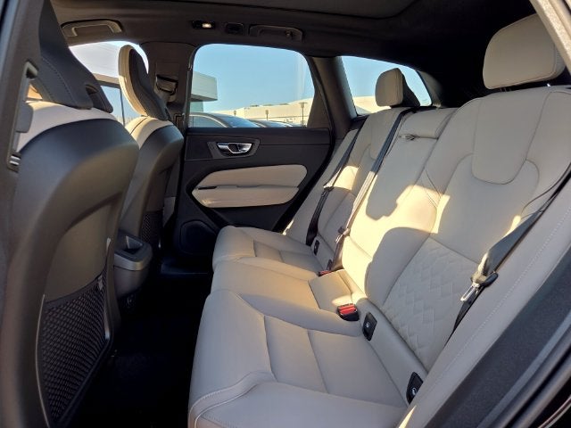 2027 Volvo XC60 B5 Core