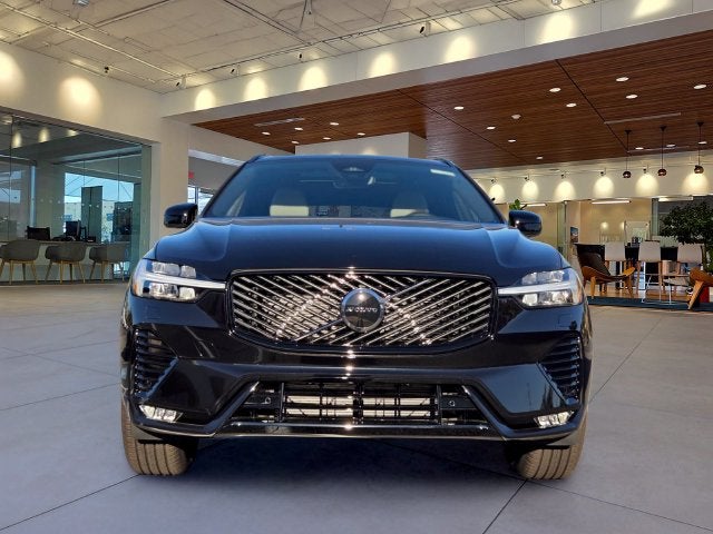 2027 Volvo XC60 B5 Core