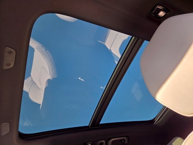 2027 Volvo XC60 B5 Core