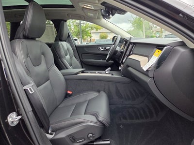 2027 Volvo XC60 B5 Ultra