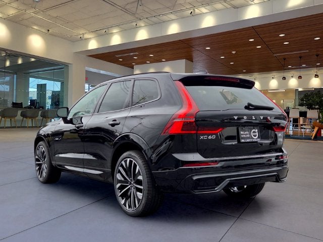 2027 Volvo XC60 B5 Ultra