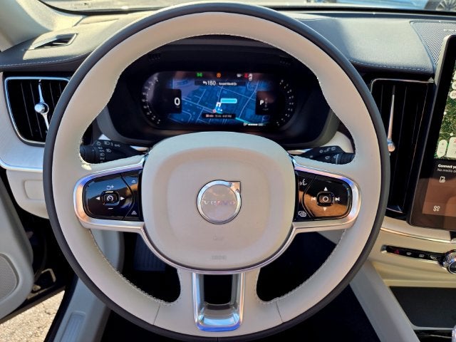 2027 Volvo XC60 B5 Ultra