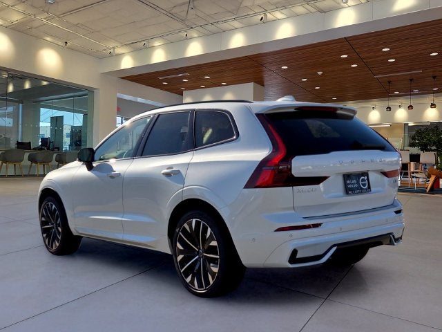 2027 Volvo XC60 B5 Ultra