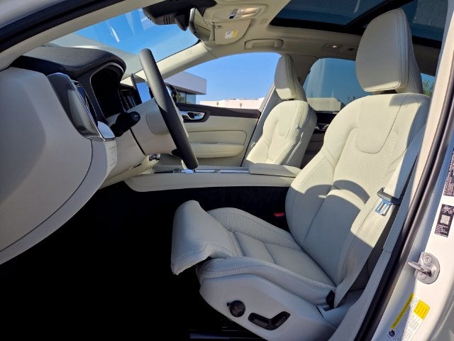2027 Volvo XC60 B5 Ultra