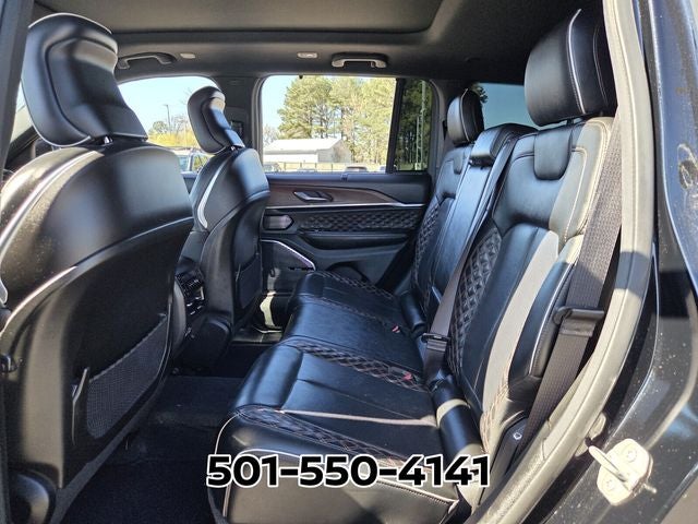 2023 Jeep Grand Cherokee Summit