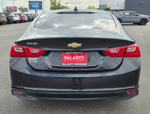 2022 Chevrolet Malibu LS 1LS