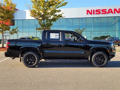 2026 Nissan Frontier SV DARK ARMOR 4WD