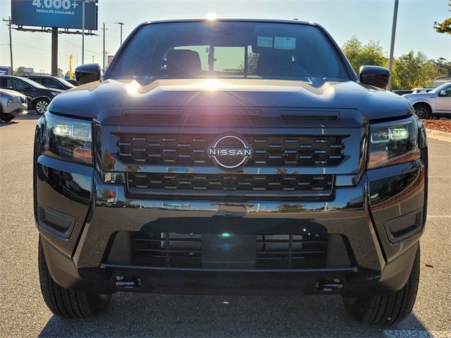2026 Nissan Frontier SV DARK ARMOR 4WD