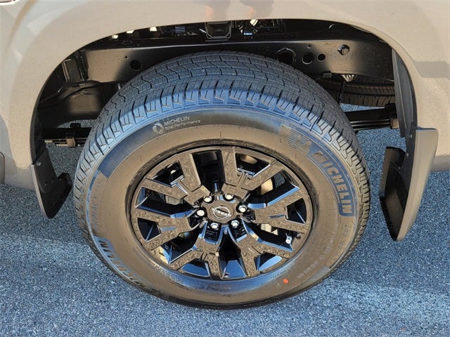 2026 Nissan Frontier SV DARK ARMOR 4WD