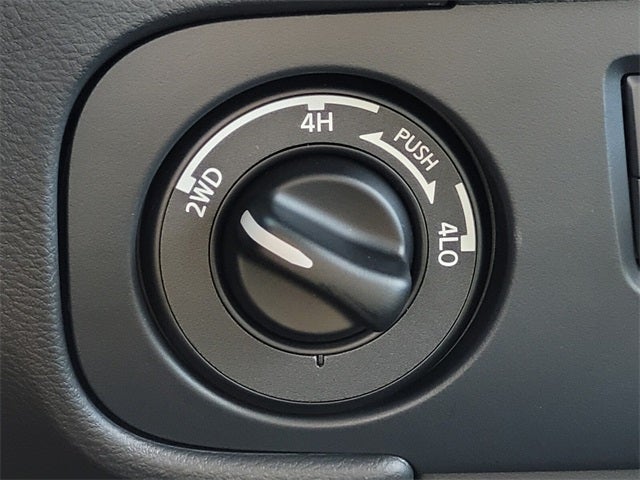 2026 Nissan Frontier SV DARK ARMOR 4WD