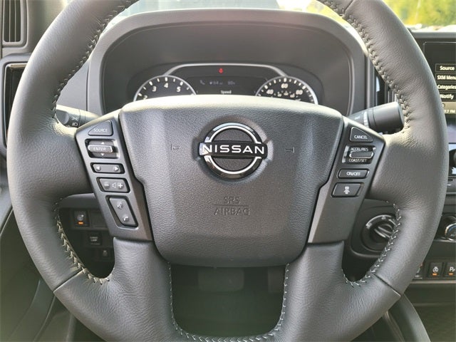 2026 Nissan Frontier SV DARK ARMOR 4WD