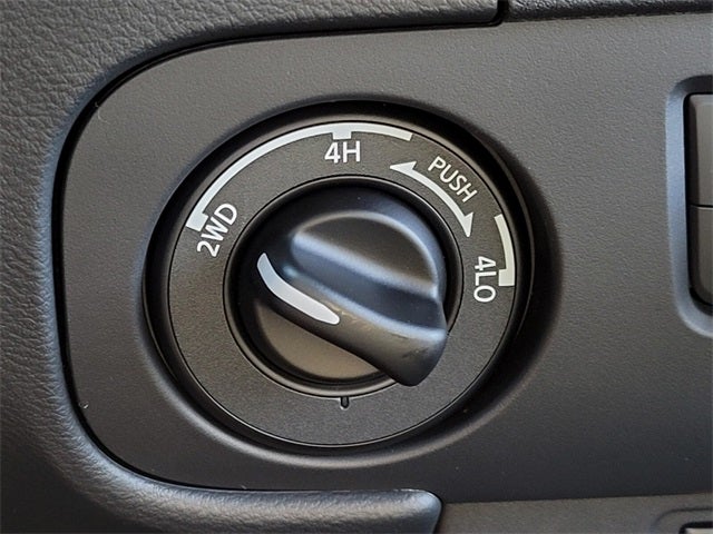 2026 Nissan Frontier SV 4WD