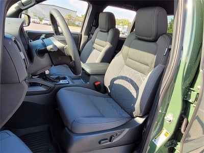 2026 Nissan Frontier SV 4WD