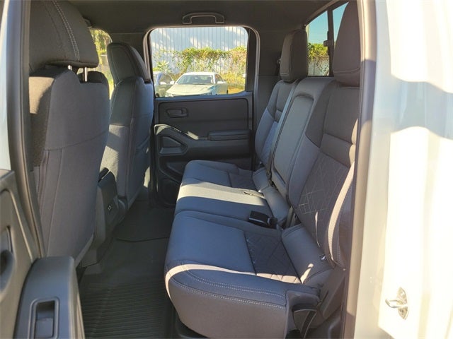 2026 Nissan Frontier SV DARK ARMOR 4WD