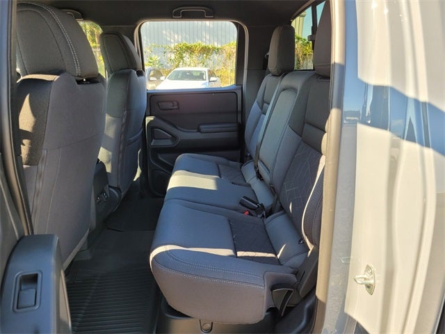 2026 Nissan Frontier SV DARK ARMOR 4WD